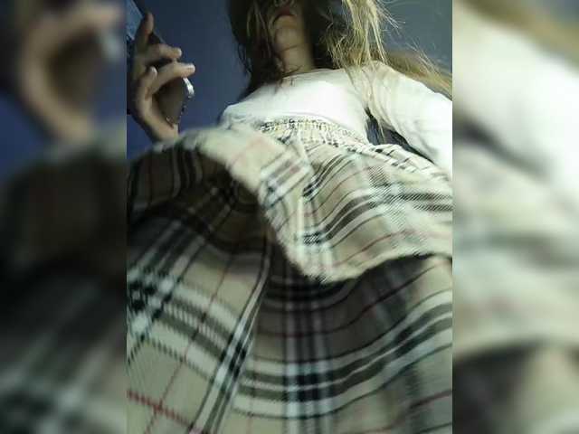 Entra en el chat con el modelo A_R_T_A A_R_T_A