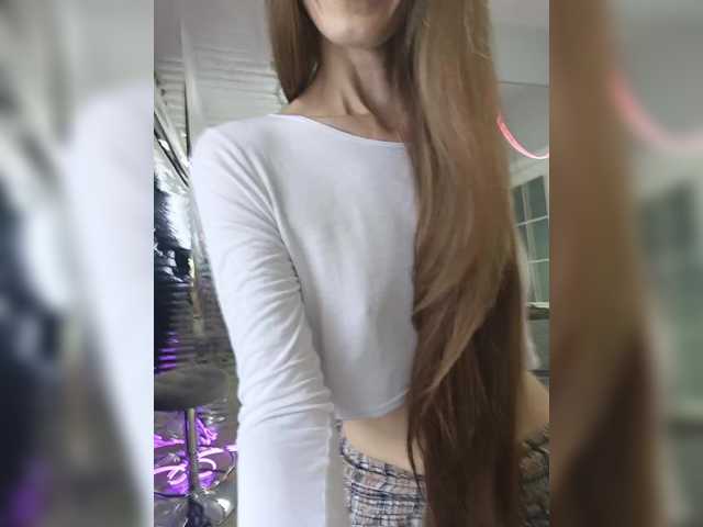 Gratis Live Sexcam mit A_R_T_A A_R_T_A