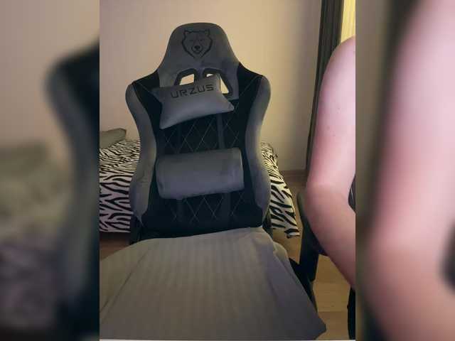 Gratis Live Sexcam mit _M_O_L_O_K_O_ _M_O_L_O_K_O_