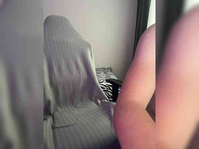 _M_O_L_O_K_O_ webcam