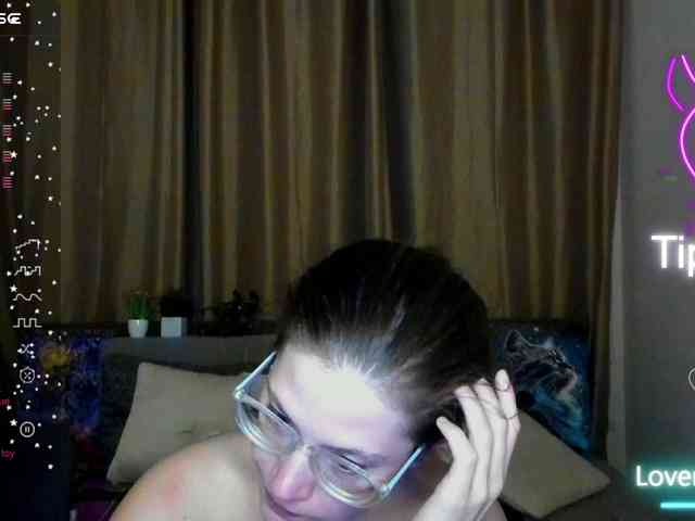 Aliciafolow009 webcam