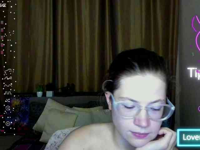 Aliciafolow009 webcam