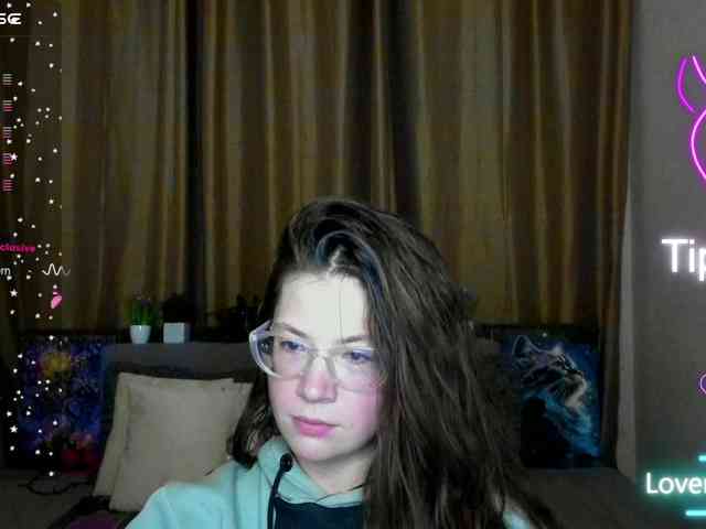 Aliciafolow009 webcam