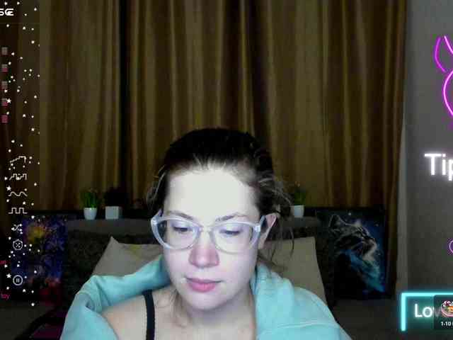 Aliciafolow009 webcam