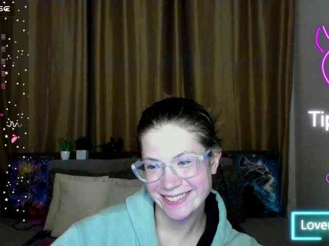 Aliciafolow009 webcam