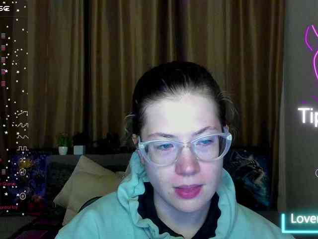 Aliciafolow009 webcam