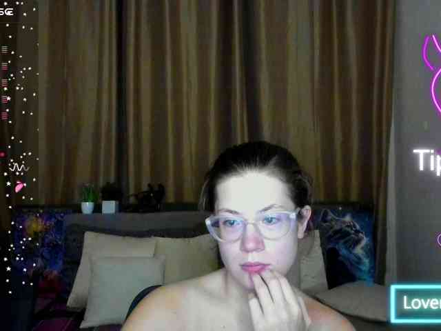 Aliciafolow009 webcam