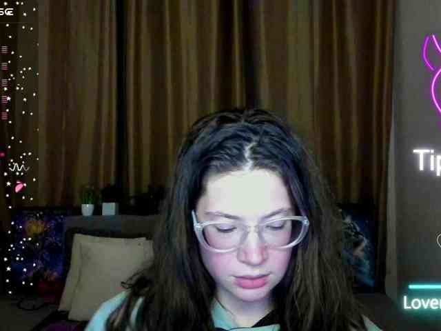 Aliciafolow009 webcam