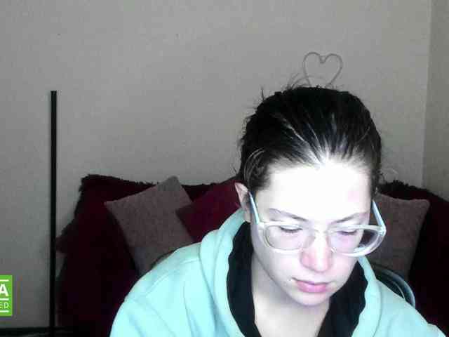 Aliciafolow009 webcam