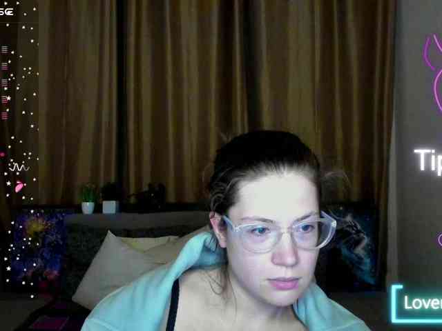 Aliciafolow009 webcam