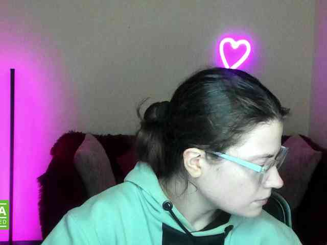 Aliciafolow009 webcam