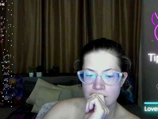 Aliciafolow009 webcam