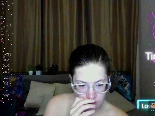 Aliciafolow009 webcam