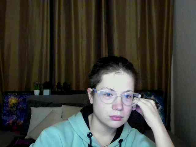 Aliciafolow009 webcam