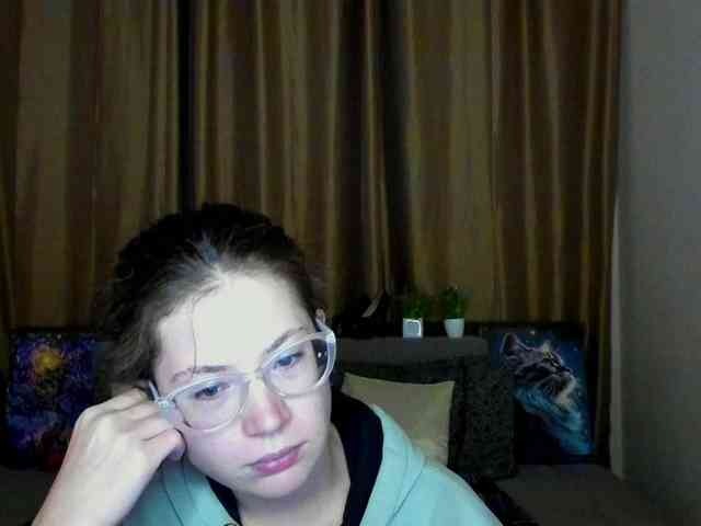 Aliciafolow009 webcam