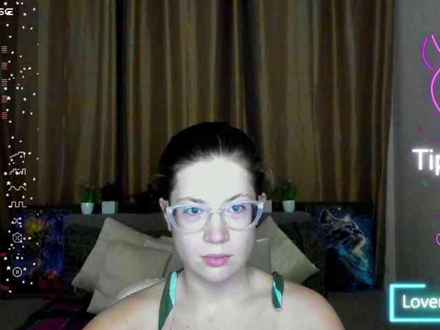 Aliciafolow009 webcam