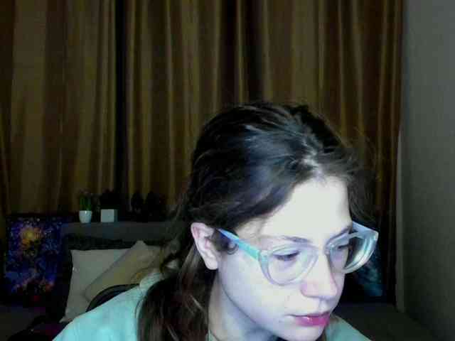 Aliciafolow009 webcam