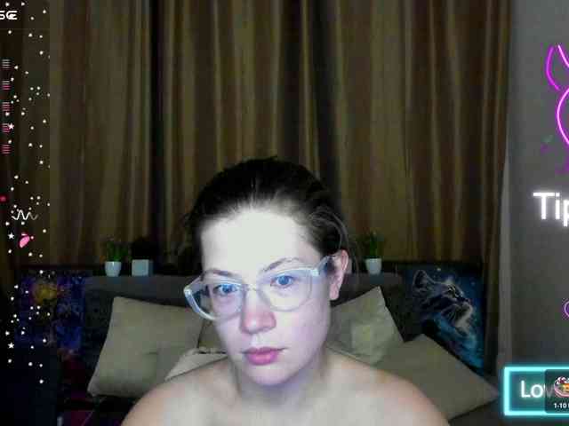 Aliciafolow009 webcam