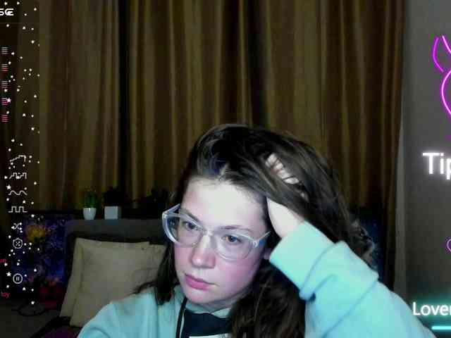 Aliciafolow009 webcam