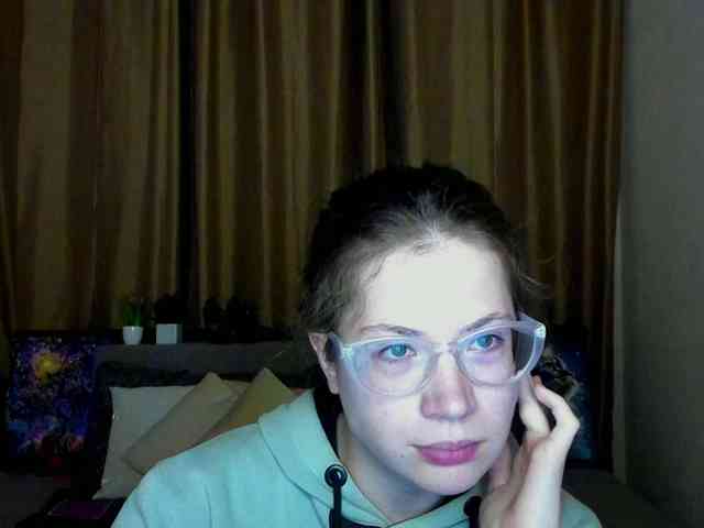 Aliciafolow009 webcam