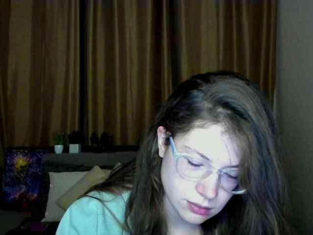 Aliciafolow009 webcam