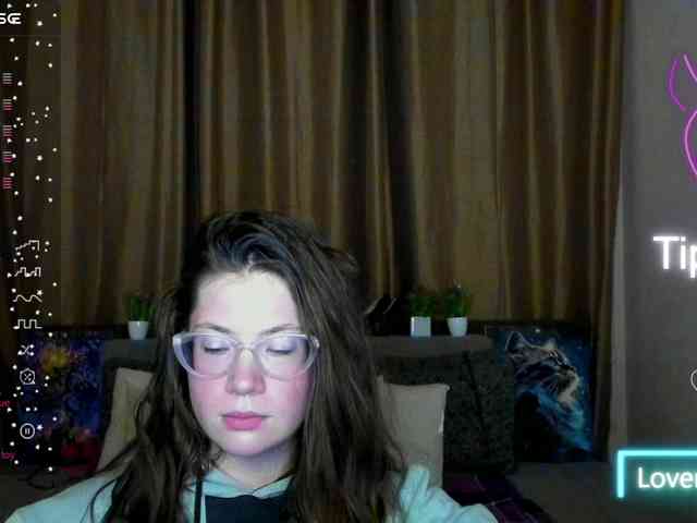 Aliciafolow009 webcam