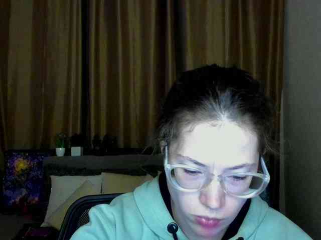 Aliciafolow009 webcam