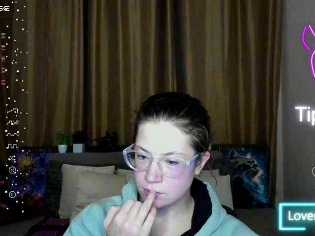 Aliciafolow009 webcam