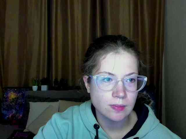 Aliciafolow009 webcam