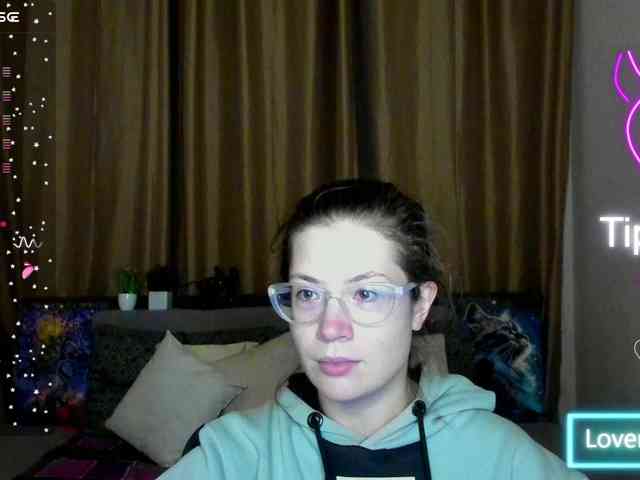 Aliciafolow009 webcam