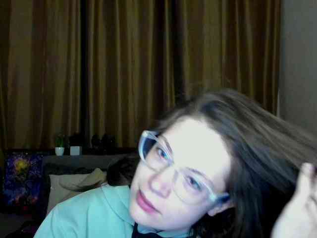 Aliciafolow009 webcam