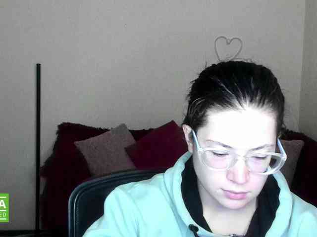 Aliciafolow009 webcam