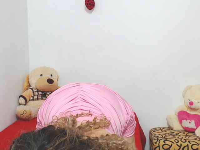 ariellth webcam