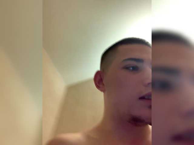 Gratis Live Sexcam mit TUYA2 TUYA2