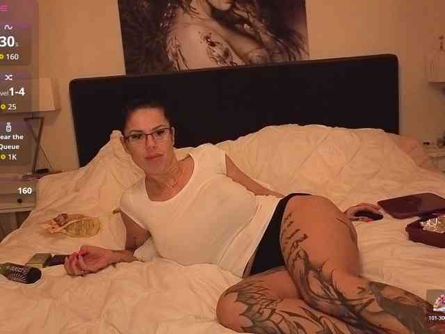 hotsexygilf82 webcam