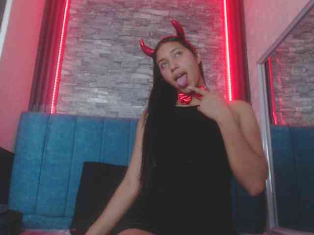 skinny-brenda webcam