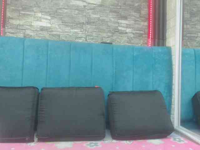 skinny-brenda webcam