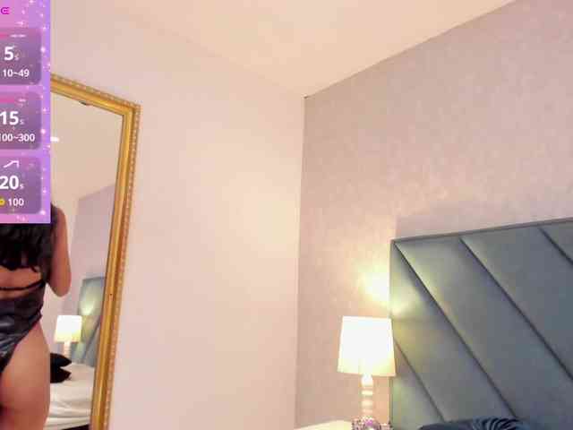 AfroditaEvans webcam