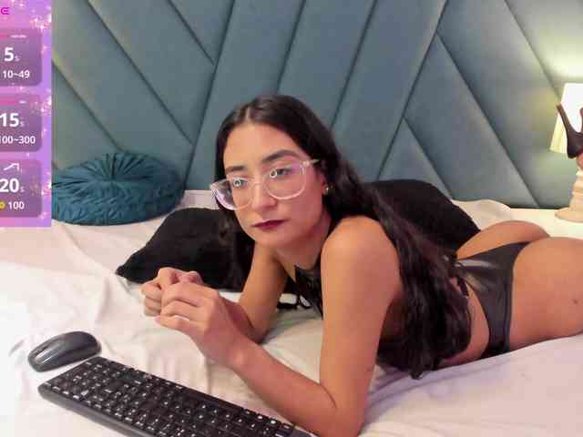 AfroditaEvans webcam