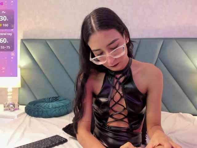 AfroditaEvans webcam