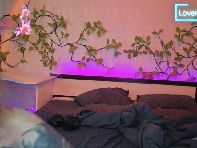 Entrez le videochat erotique avec le
modèle shnesyne shnesyne