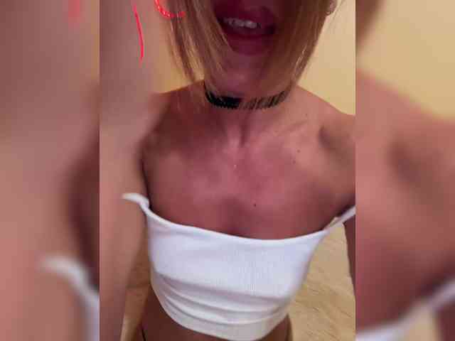 Daria_Desire webcam
