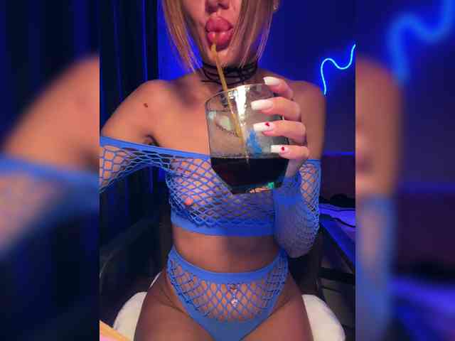 Daria_Desire webcam