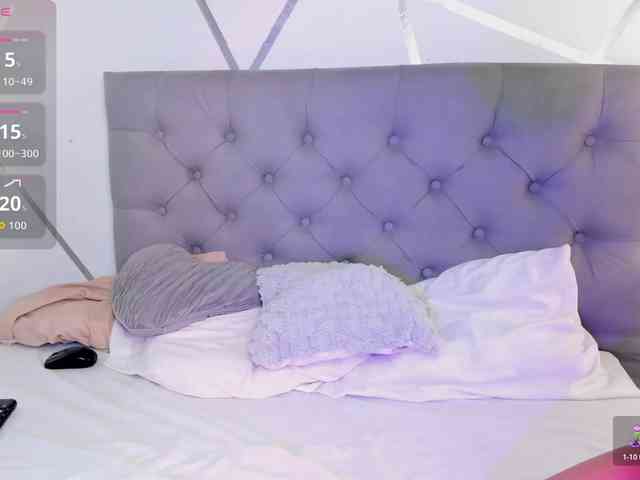 EMMAAA-STOONEE webcam