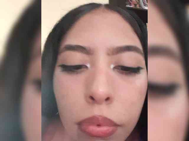 EMMAAA-STOONEE webcam