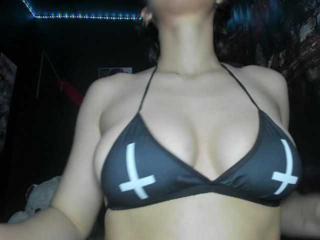Darkd0ll webcam