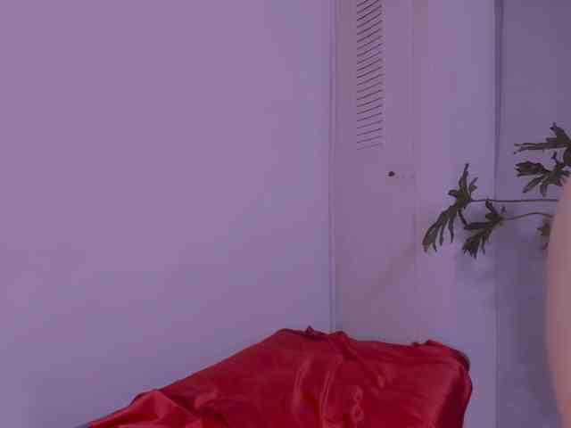 Miiafoxxx webcam