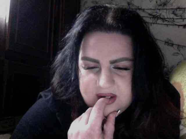 Ruby-Lorrie webcam