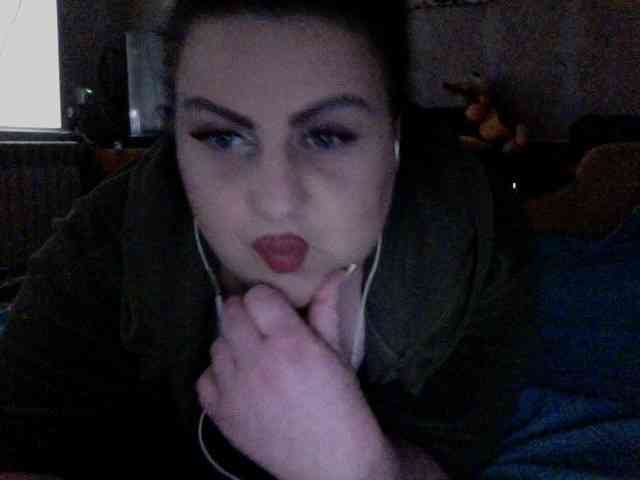 Ruby-Lorrie webcam