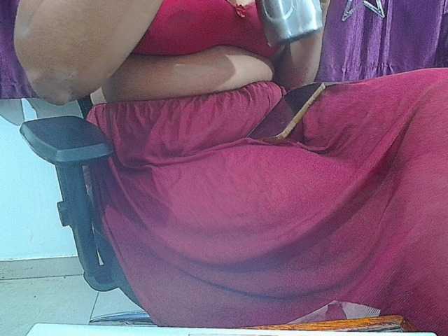 ShruthiIndian56 webcam